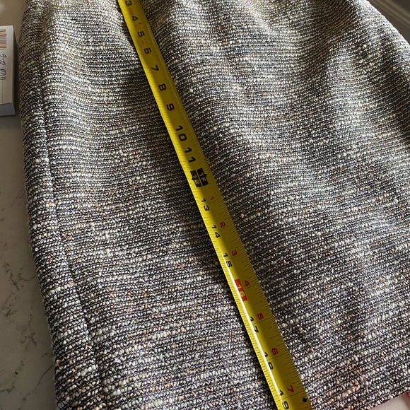 Calvin Klein size 4 petite suit. silver gold gray metallic tweed fabric. - Picture 6 of 7